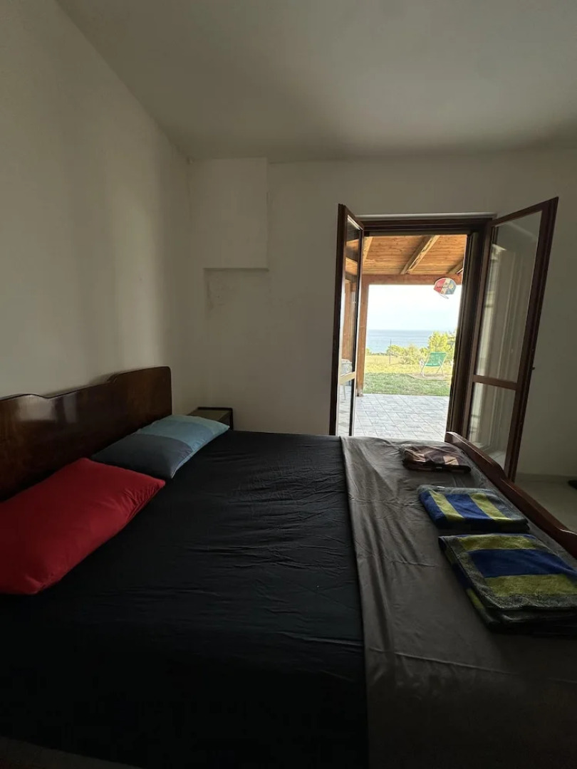 2 Bed Villa - Sleeps 4 - Pets - Garden - Parking