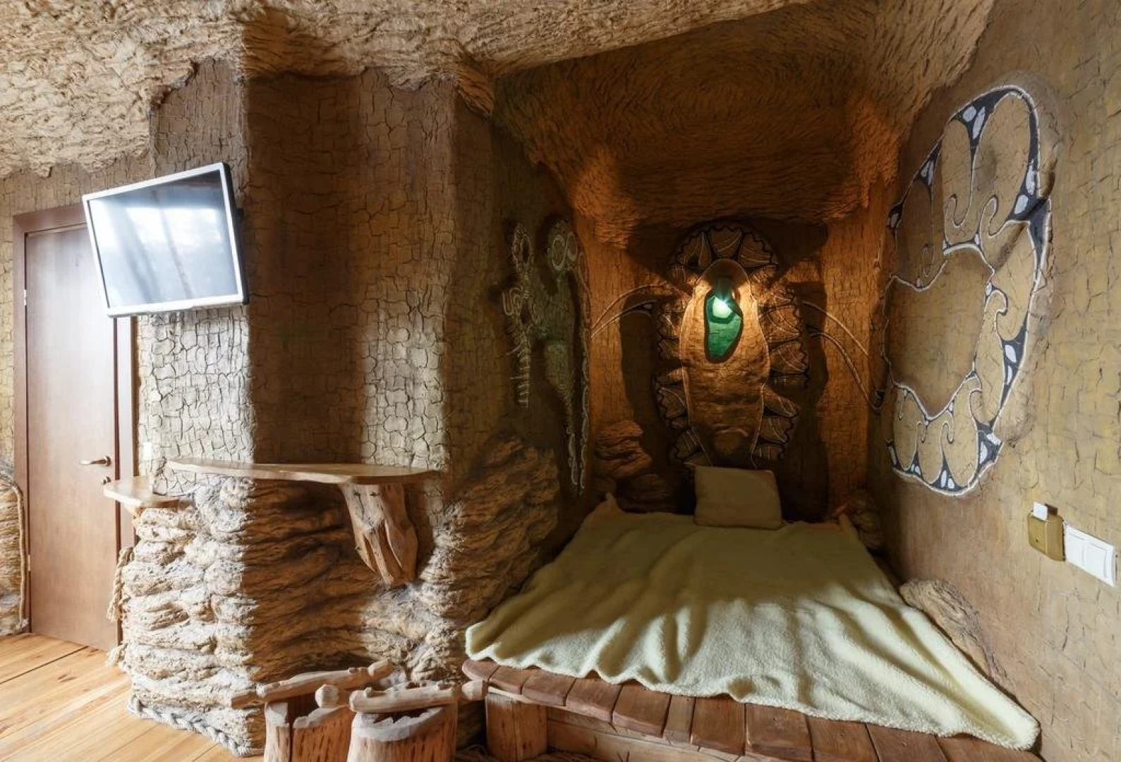 Stara Pravda Hotel - History