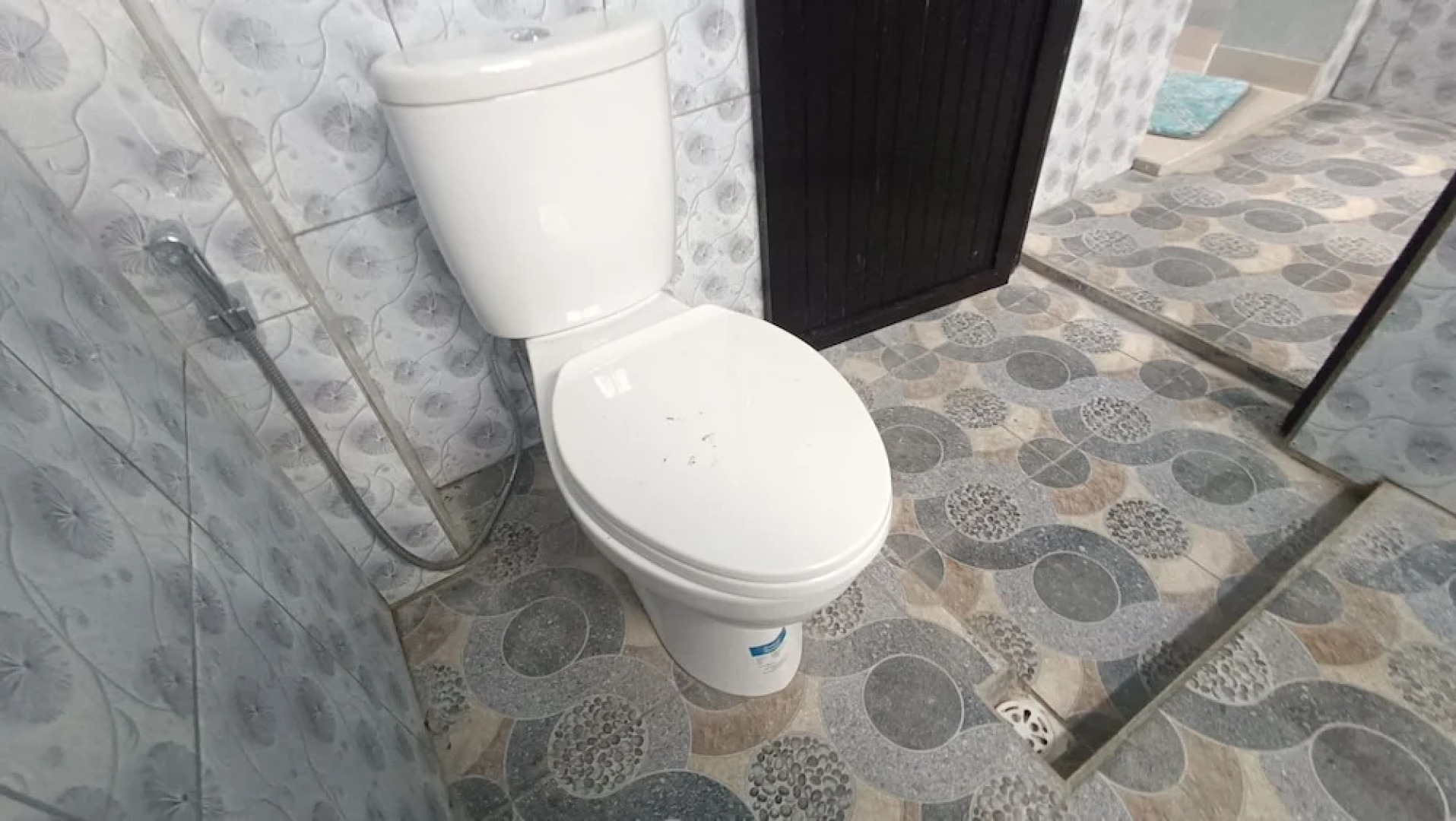 OYO 93603 Nurbata Holdings