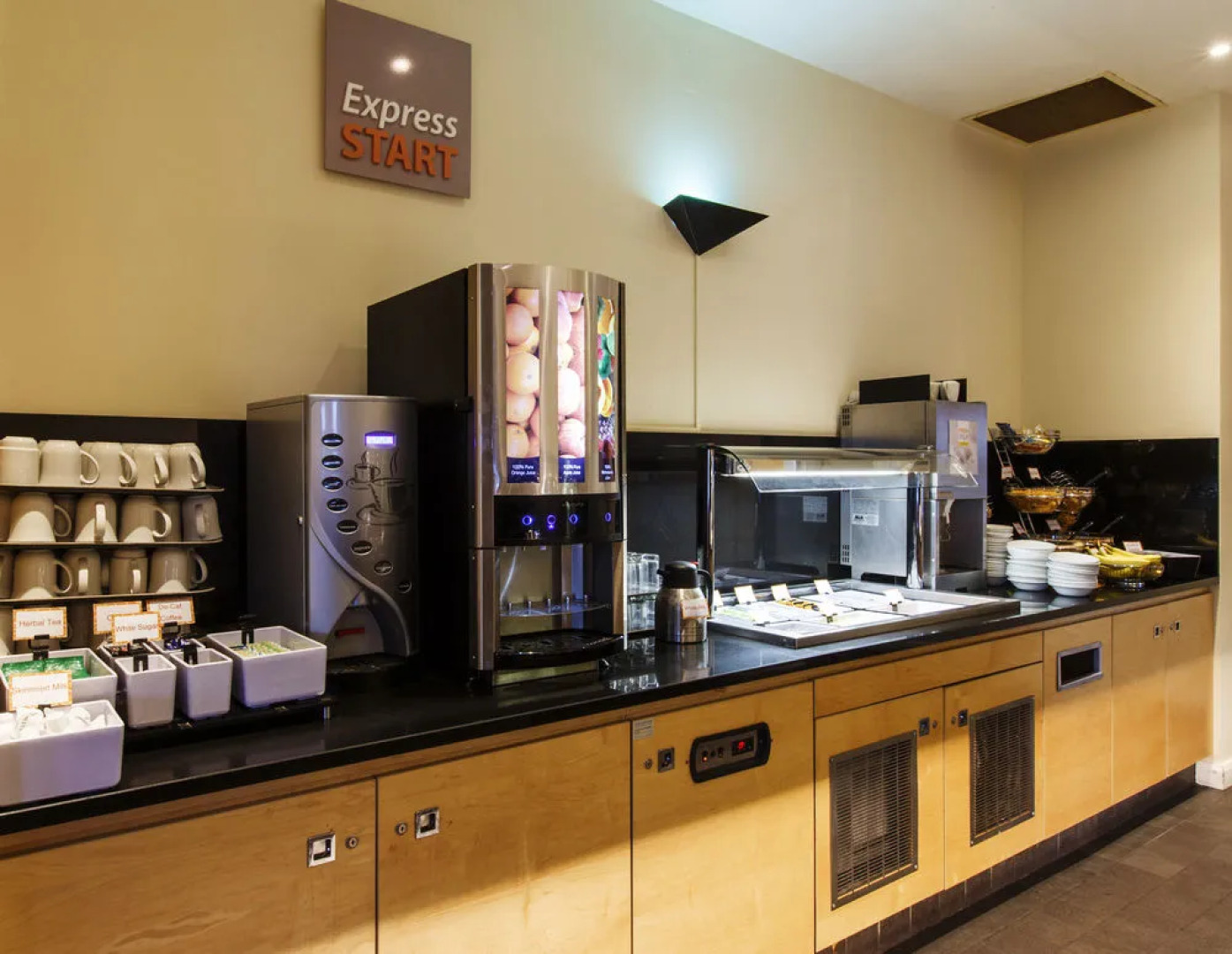 Holiday Inn Express Antrim - M2 Jct1