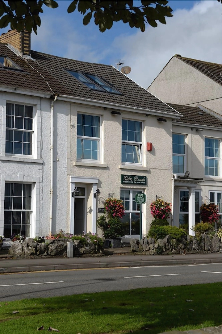 Tides Reach Guest House