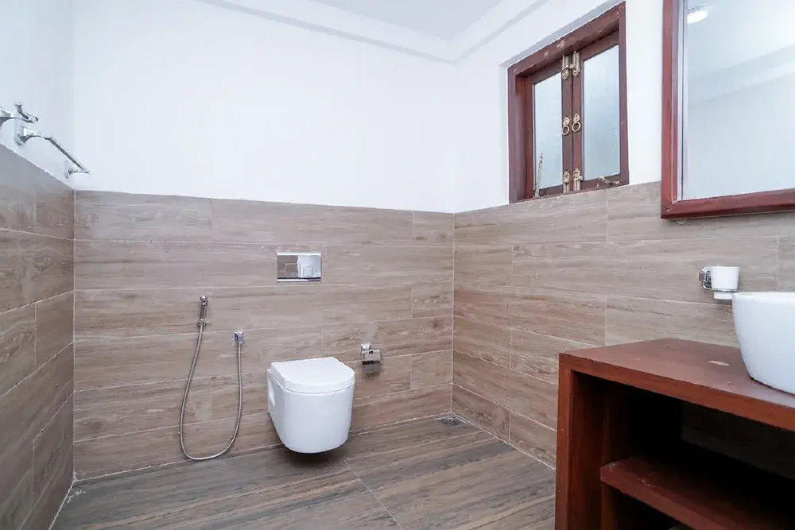 OYO 549 Pinipahana Walauwa