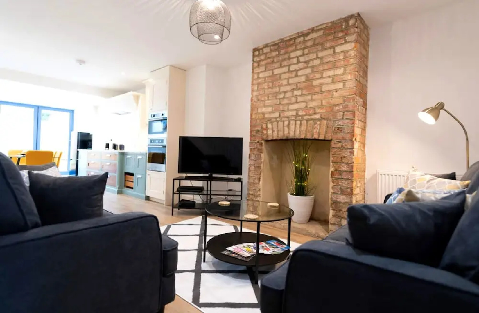 Temple Twenty5 - A Newly Refurbished, Modern Style Large 3 Bedroom House