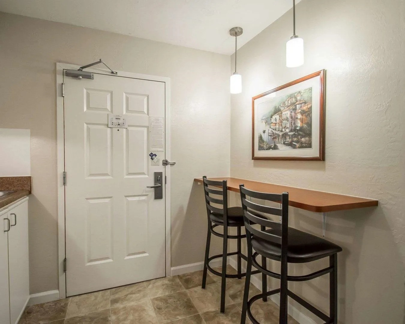 Suburban Studios Melbourne Airport