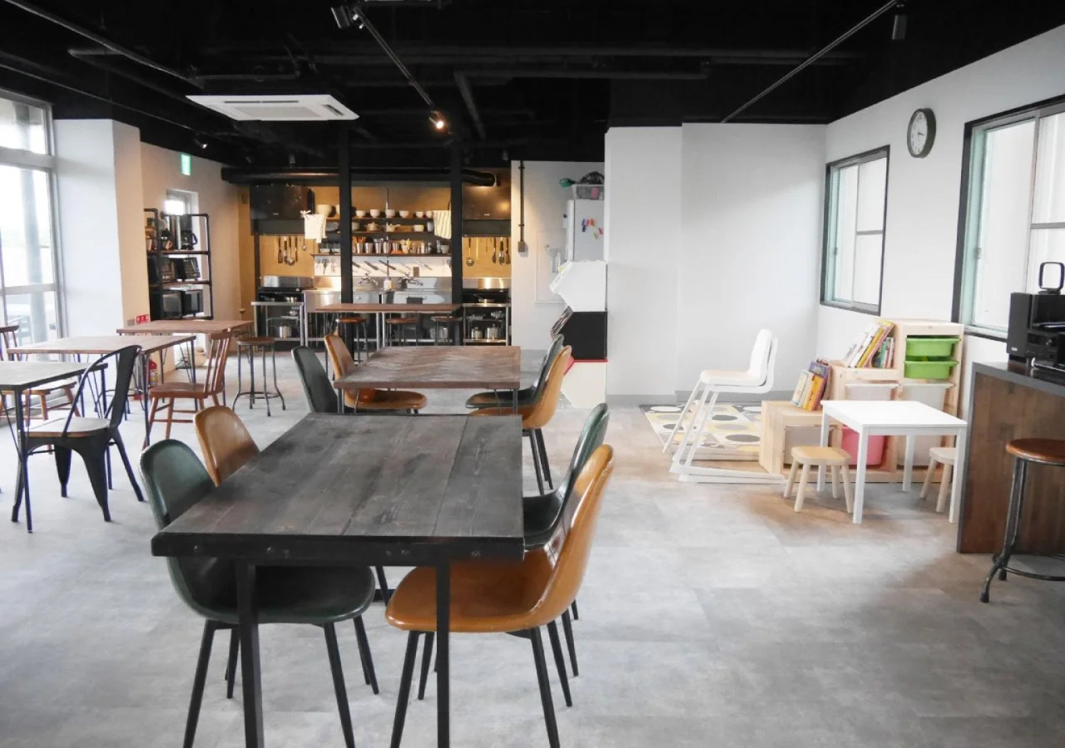 J-Hoppers Lake Biwa Guesthouse - Hostel