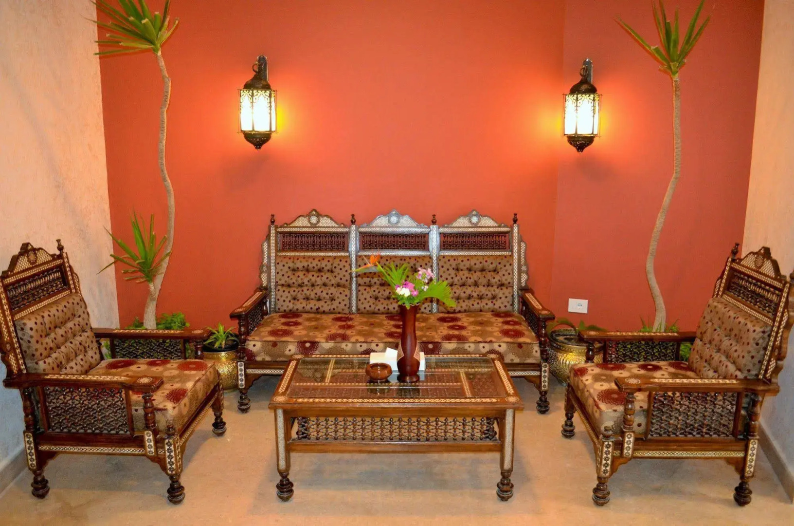 Rohanou Beach Resort