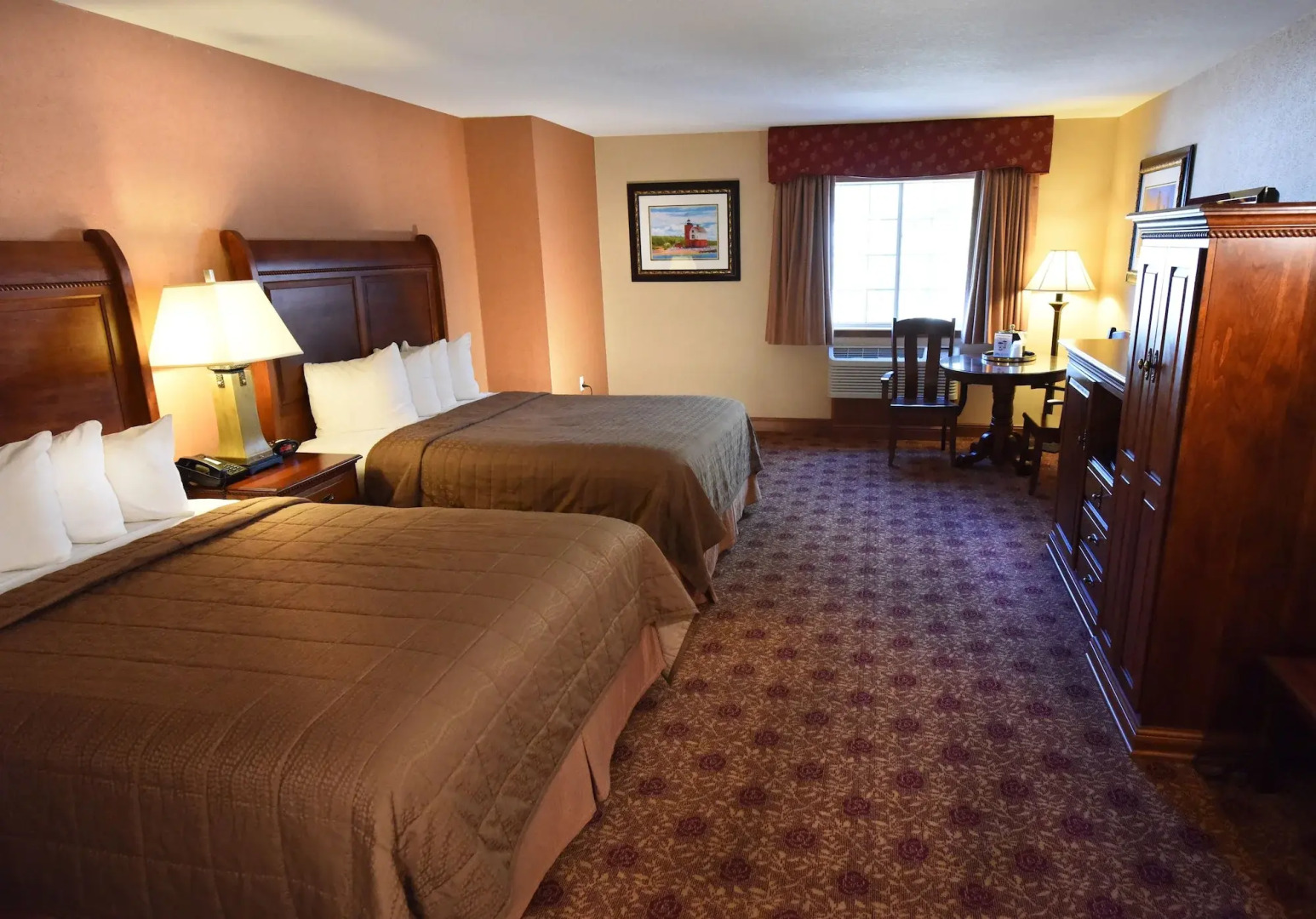Hamilton Inn Select Beachfront Mackinaw City