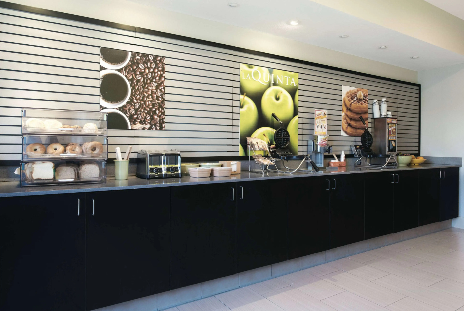 La Quinta Inn & Suites by Wyndham Fairfield - Napa Valley