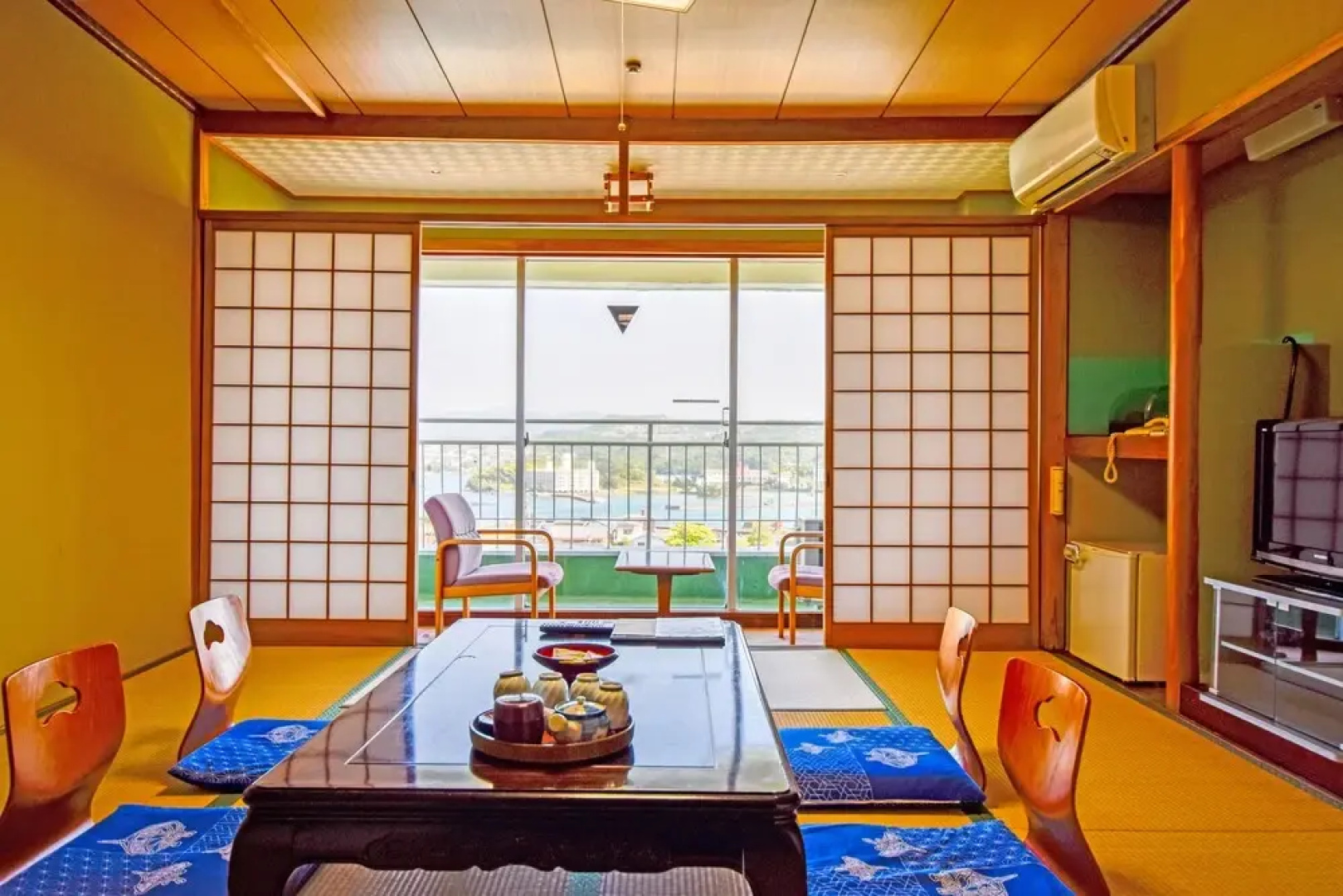 Shirahama Seaside Hotel