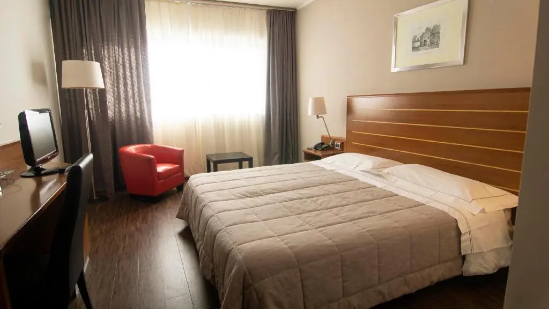 Отель B&B Cuneo Cristal