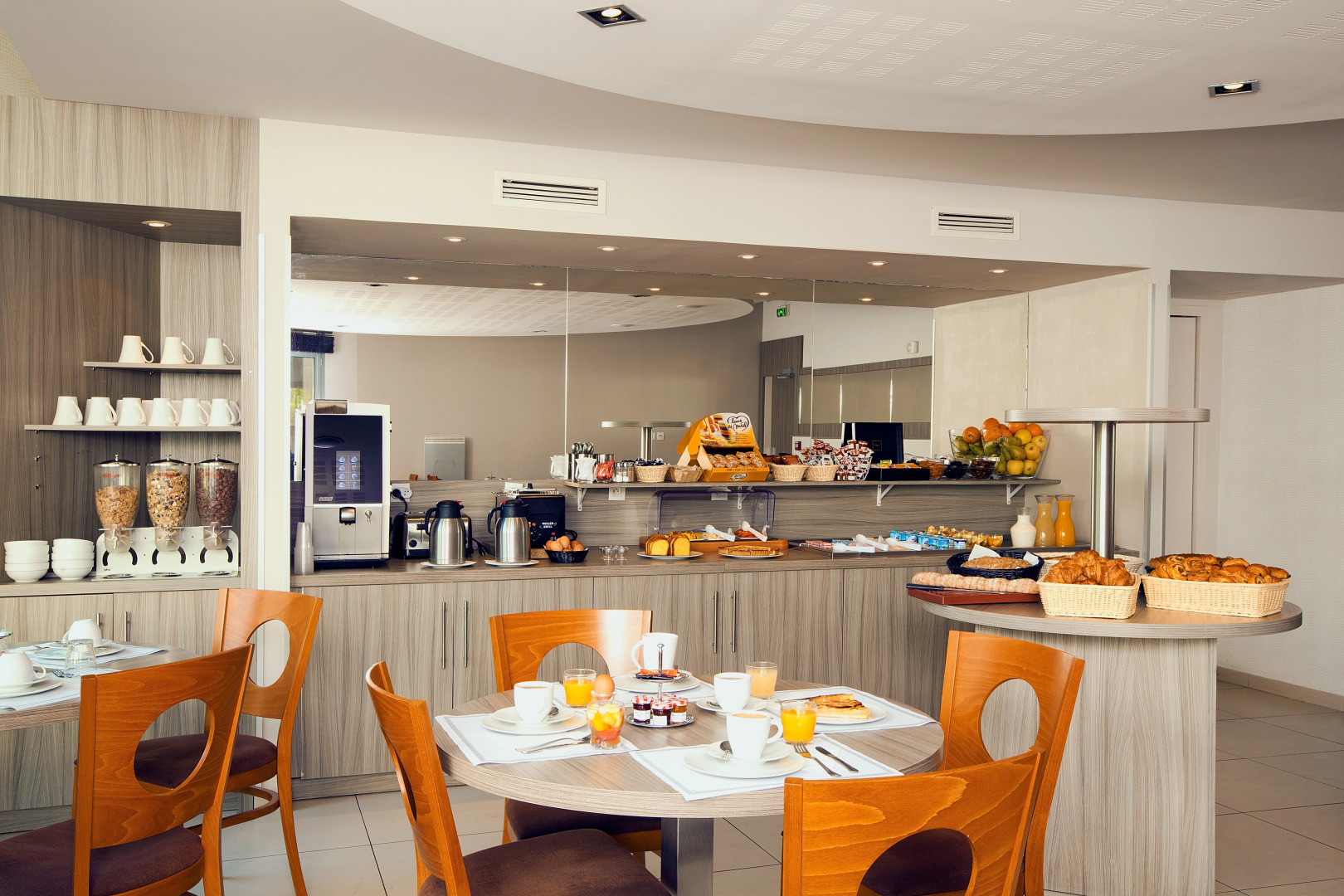 Residhome Paris-Guyancourt