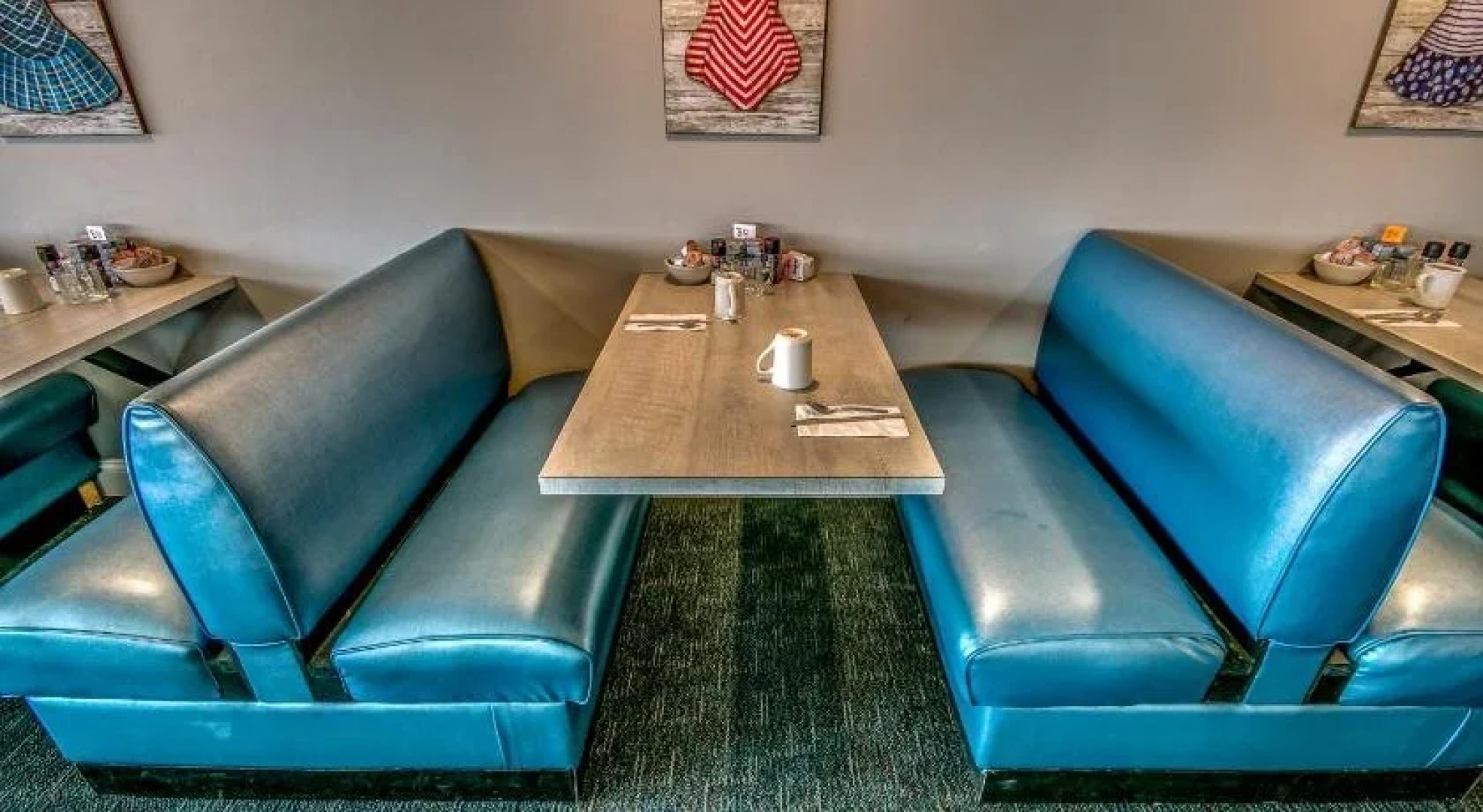 Admiral Resort Motel