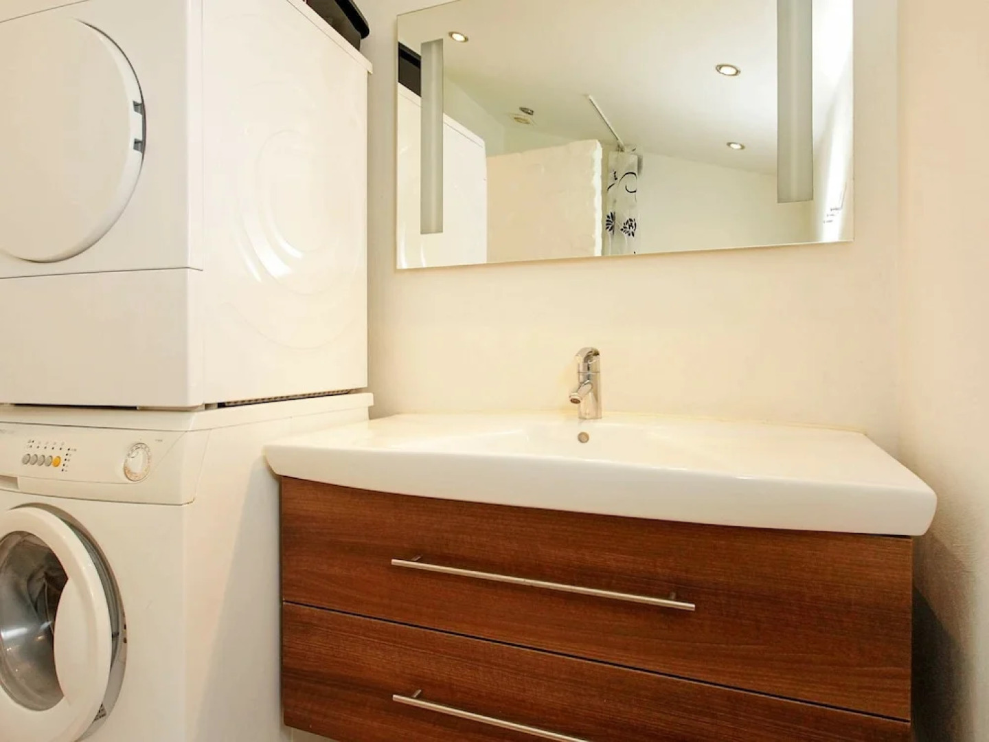 Luxurious Holiday Home in Lokken With Swimming Pool