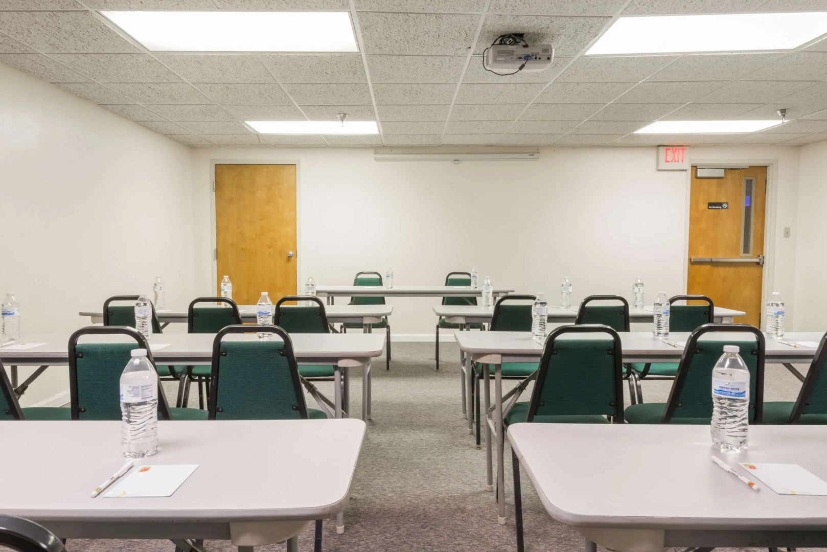 Super 8 by Wyndham Miamisburg Dayton S Area OH