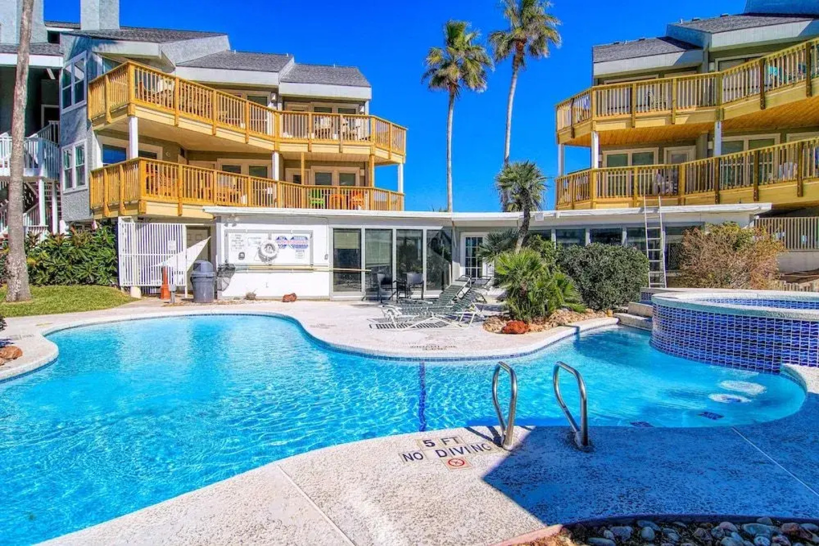 Surf Station MIBC204 - 2 Br Condo