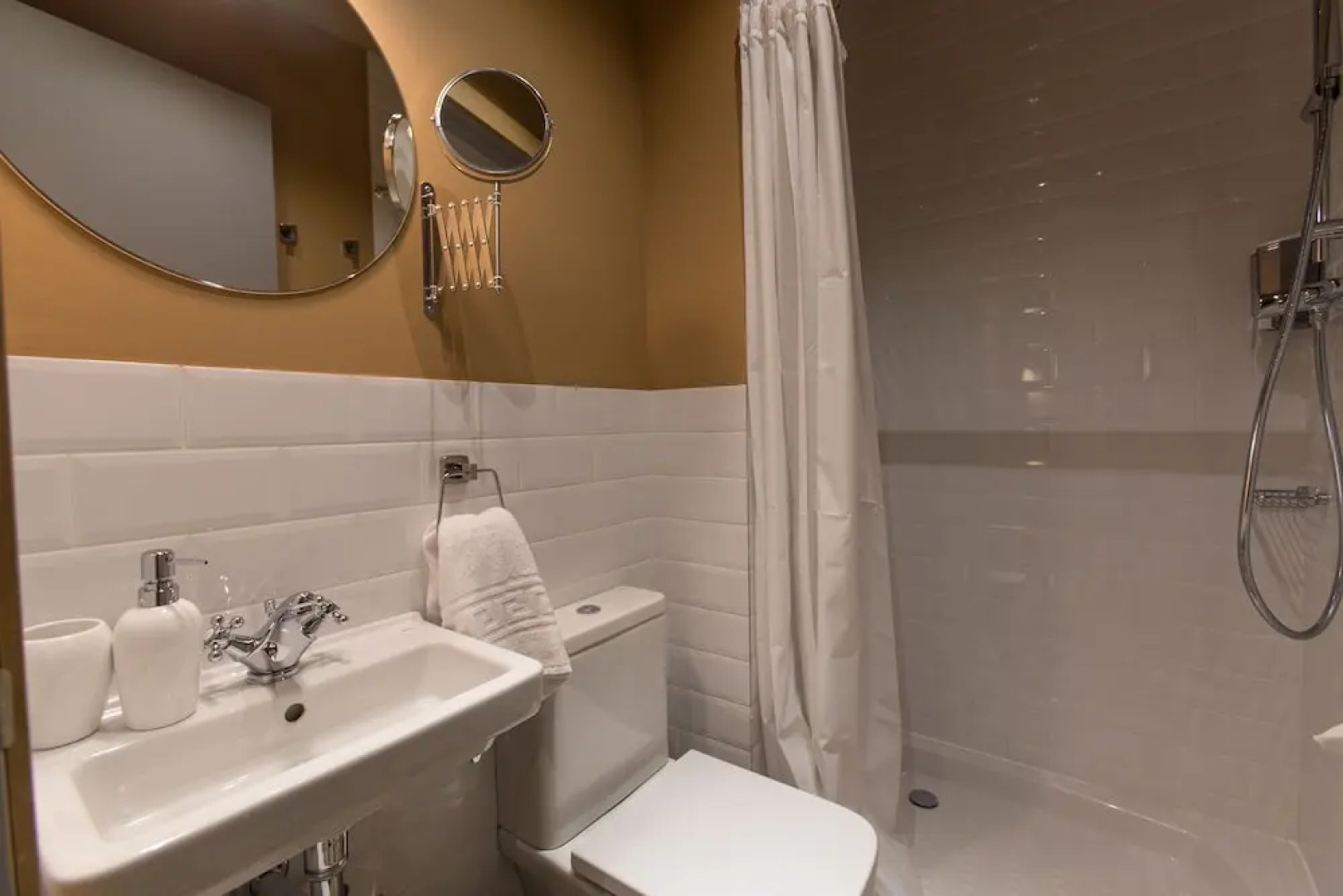 Izaila Plaza Catalunya