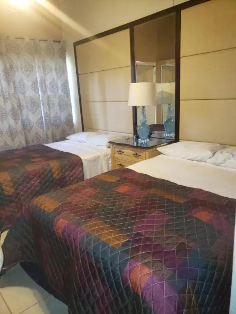 Georges Royal Inn