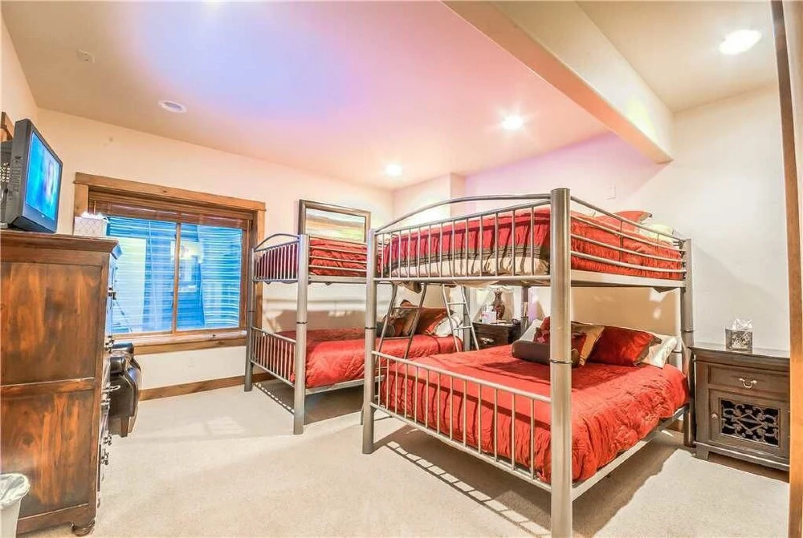 Soaring Eagle Chalet