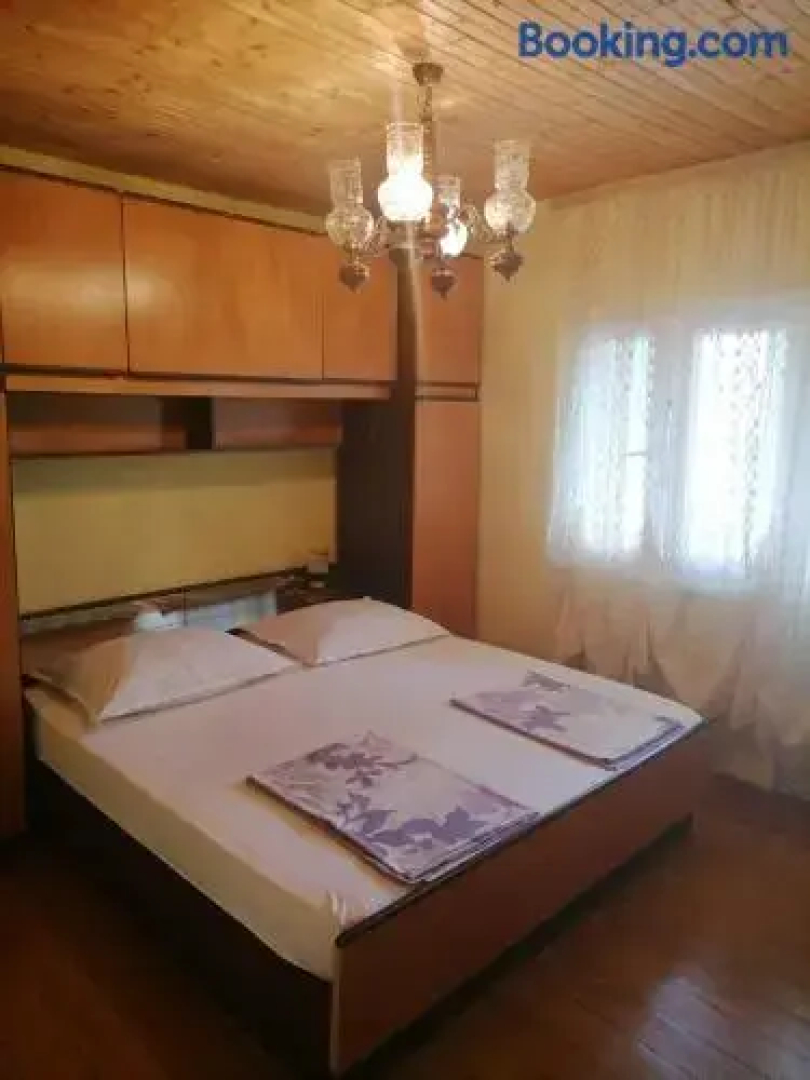 Rooms Mara