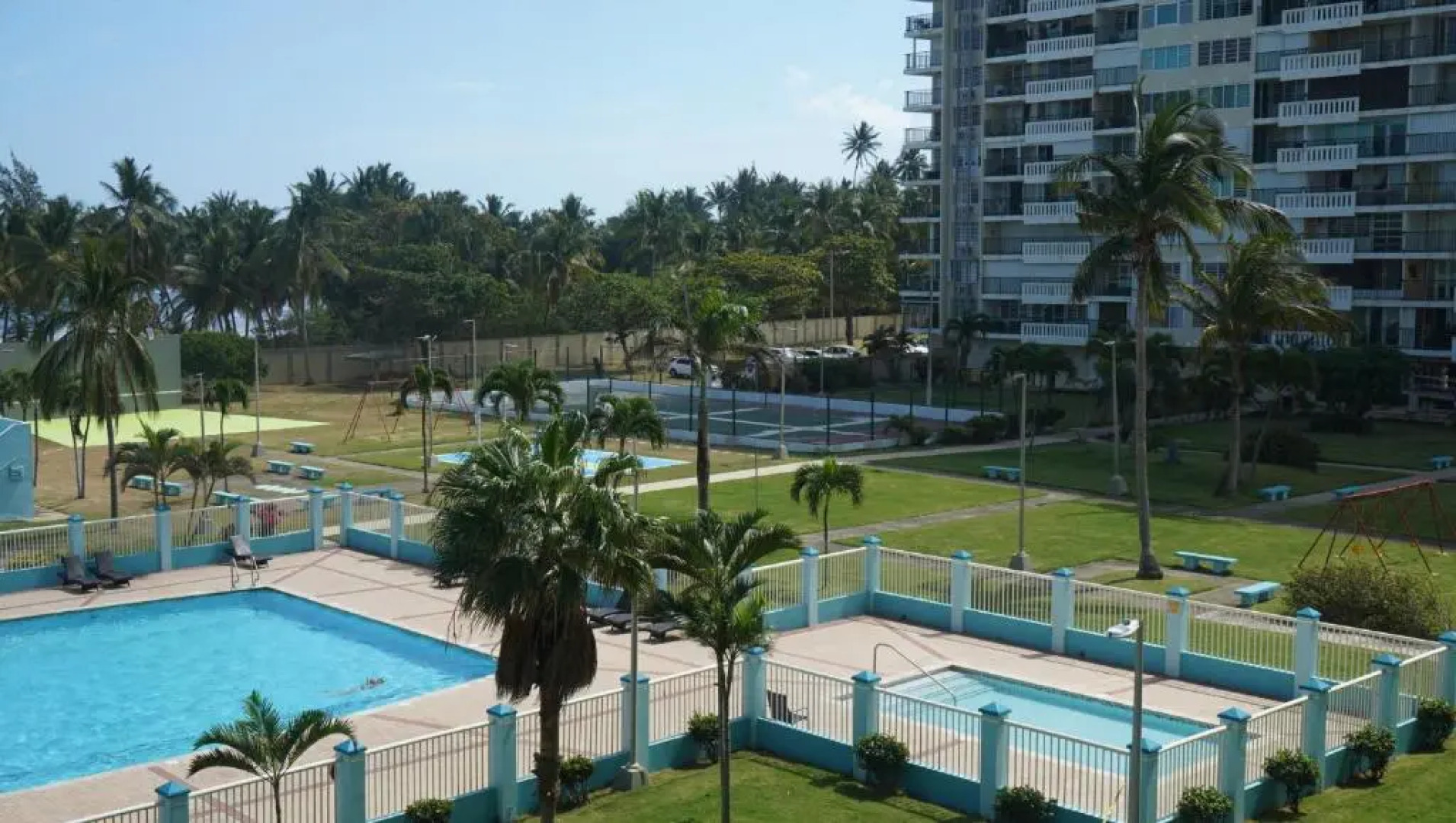 Playa Azul II Apt 408