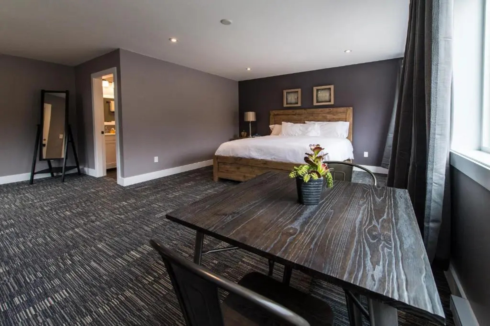 Bella Coola Eagle Lodge