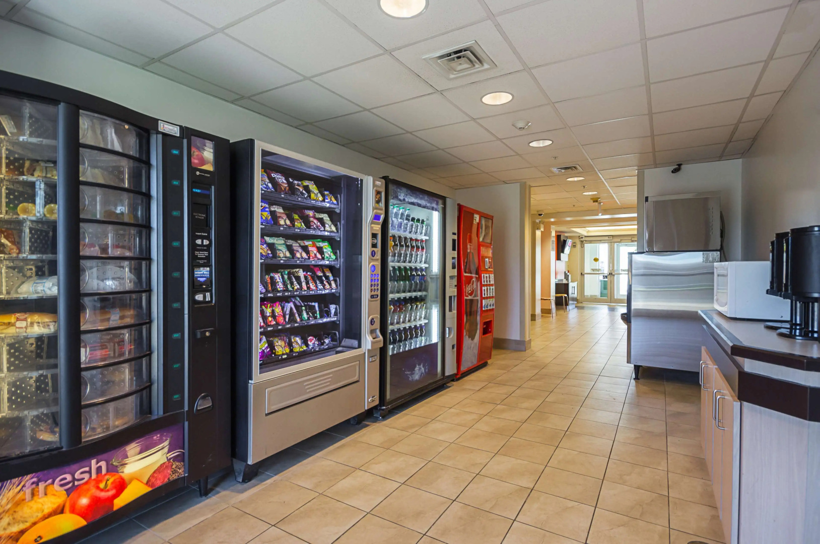 Motel 6 Whitby, ON - Toronto East