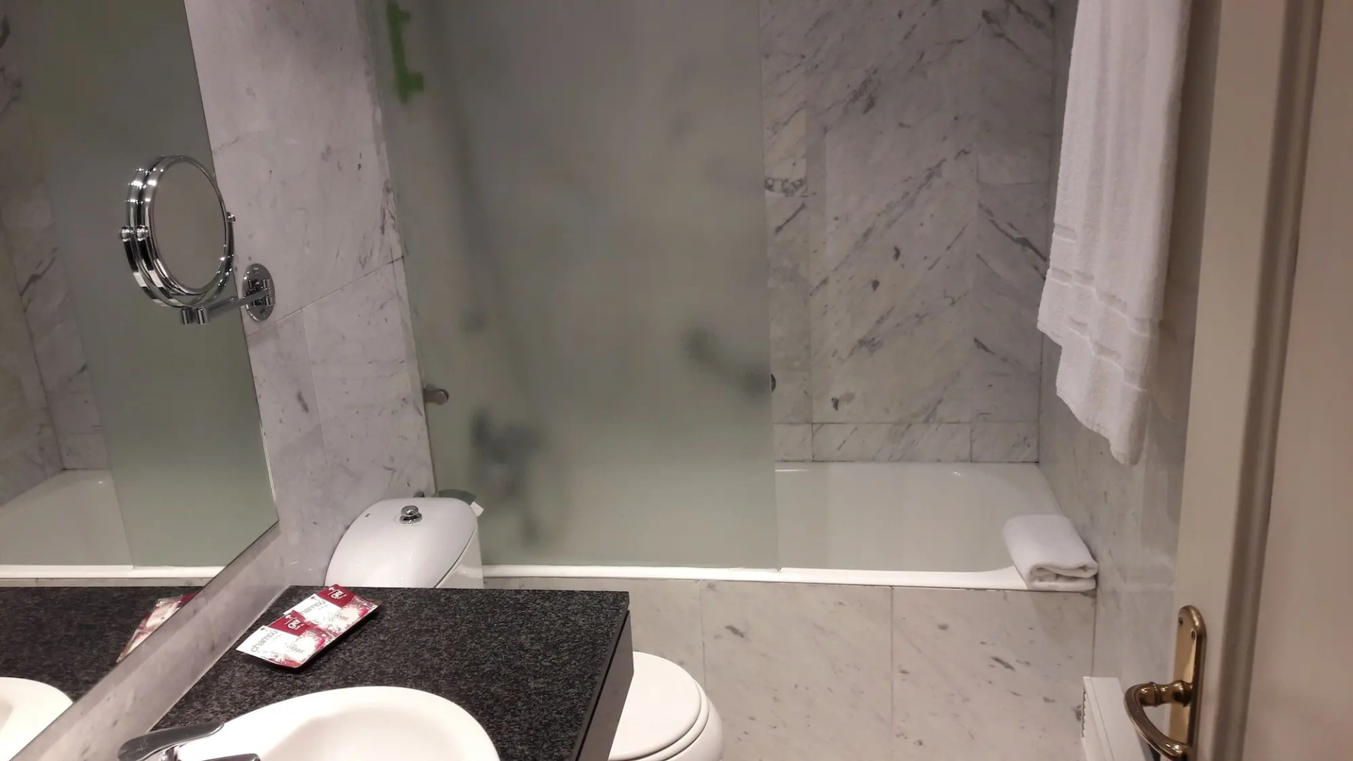 VTZ Orús Factory Hotel - Parking Muy Económico