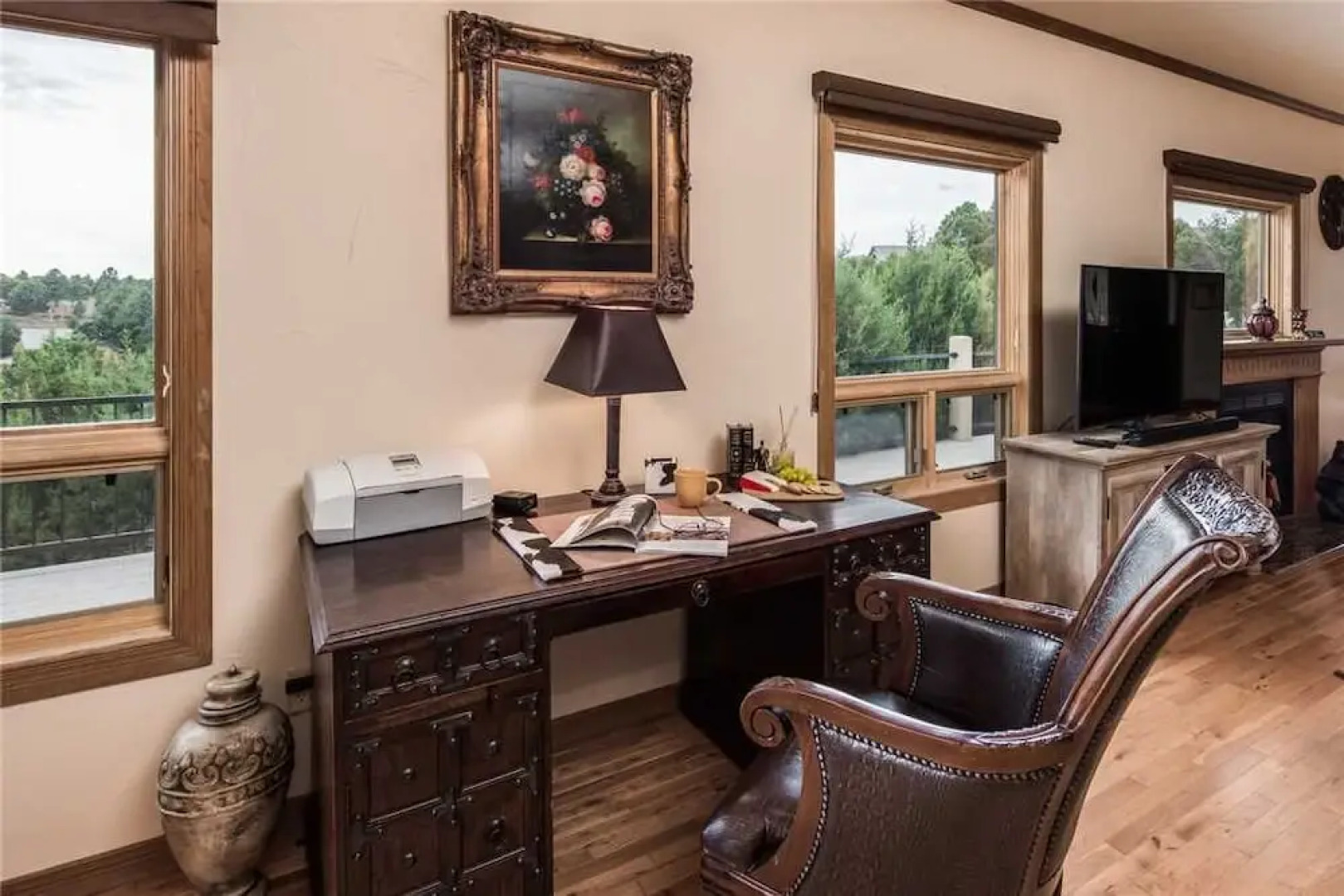 Mountain Views - Three Bedroom Cabin with Hot Tub