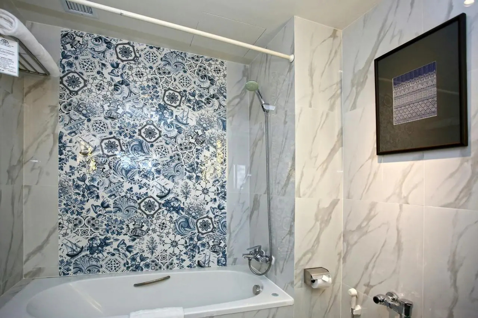 The Royal Paradise Hotel & Spa