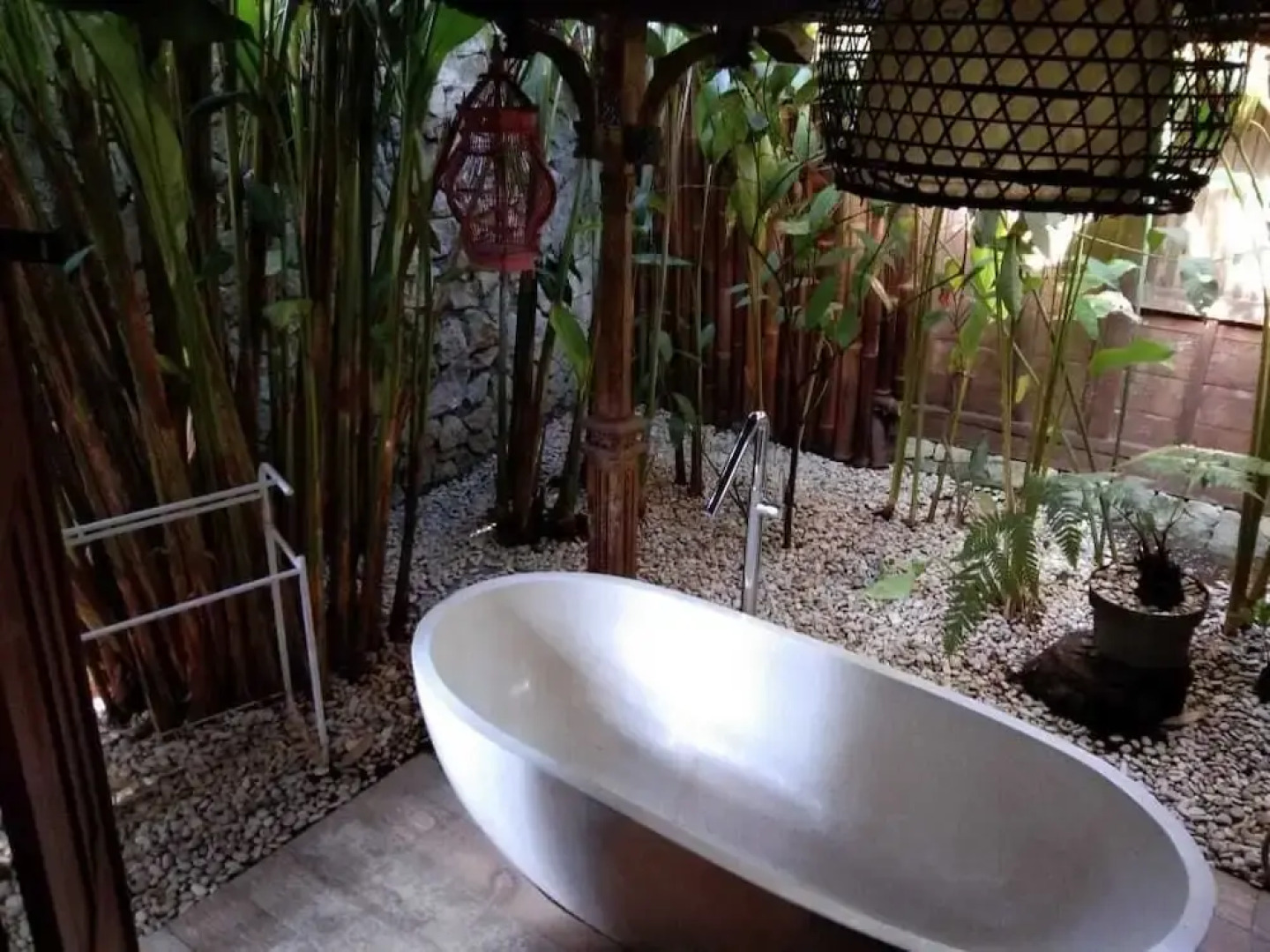 The Ermaja's Pavilion Hotel