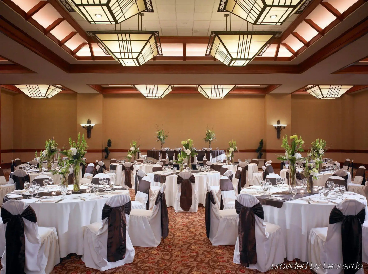 Sheraton Grand Sacramento Hotel