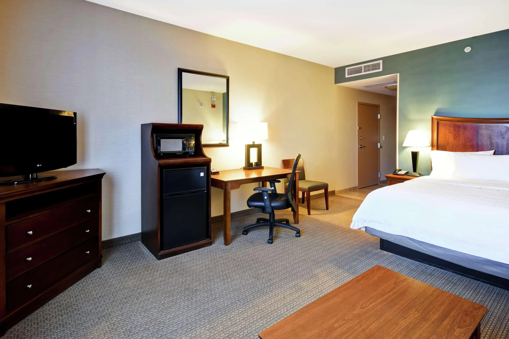 Hampton Inn & Suites Folsom