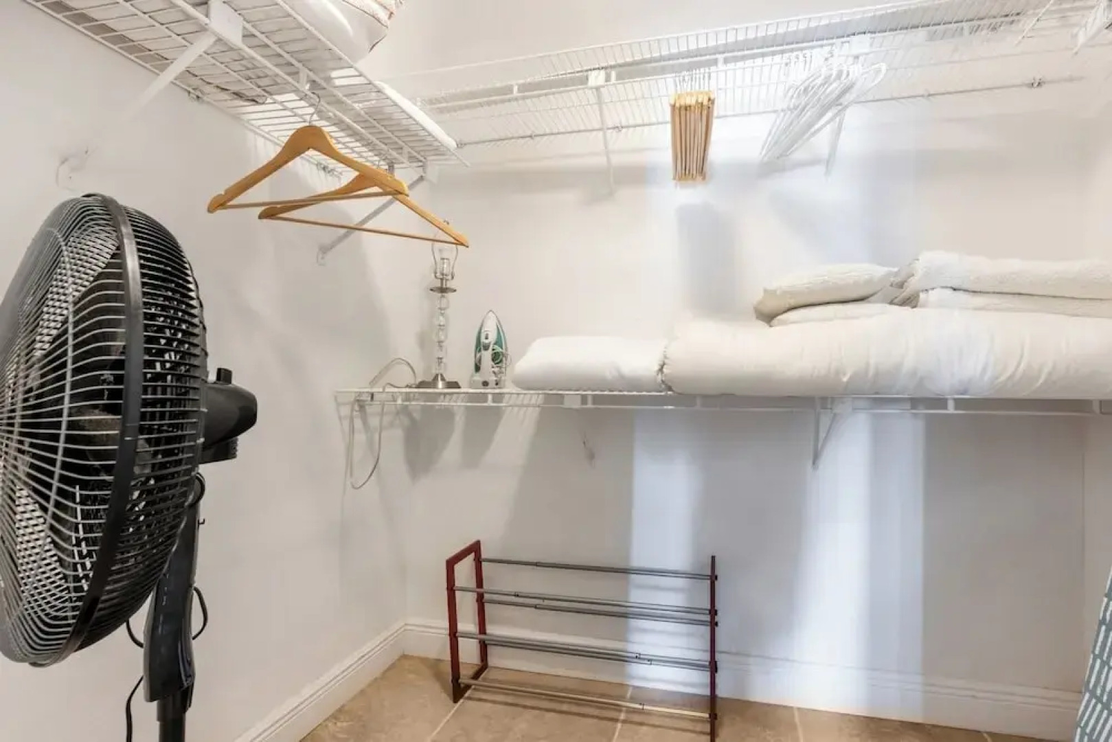 Renovated 3BR Dog Friendly Pond View W/D