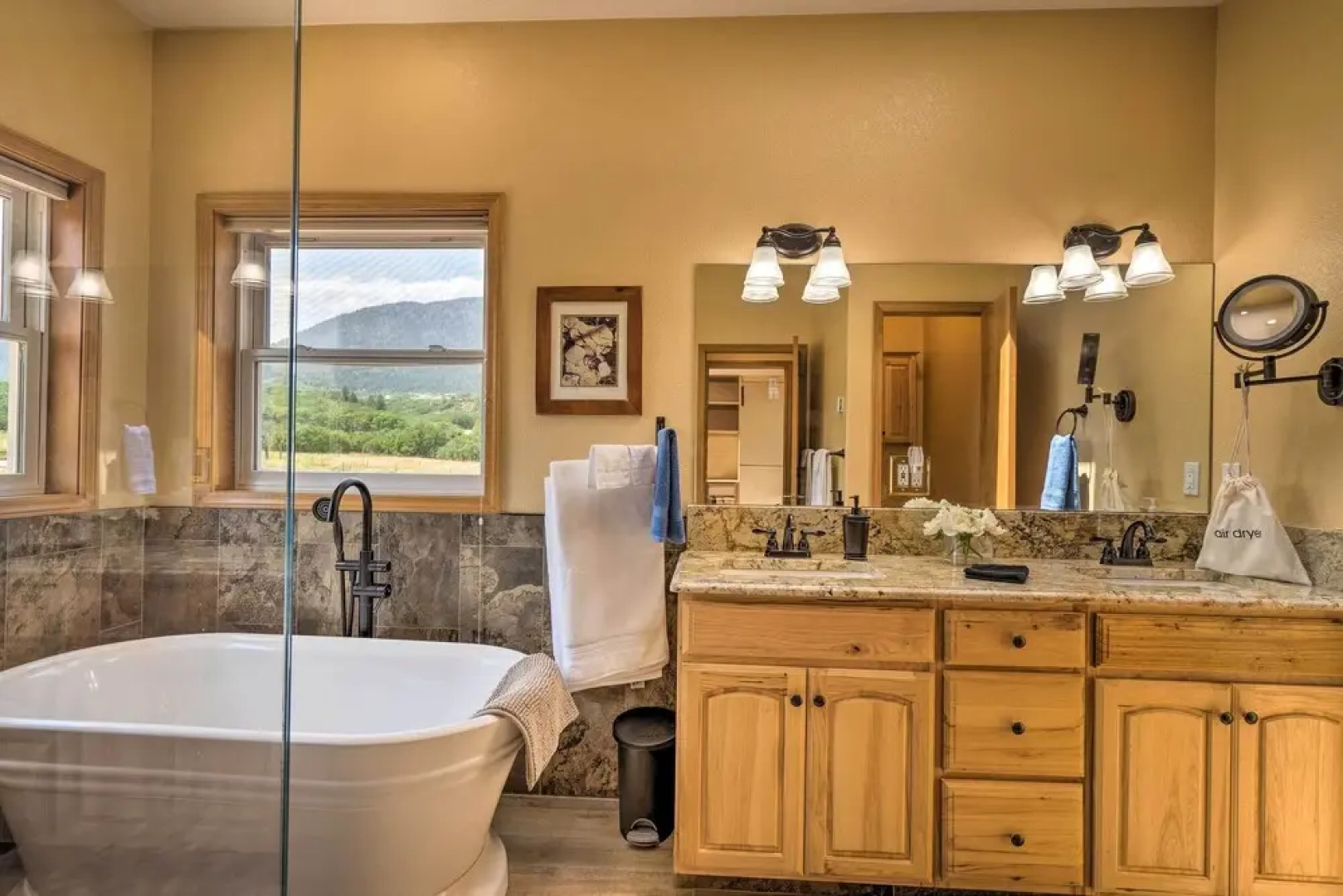 Monument Getaway w/ Hot Tub, 12 Mi to Usaf Academy