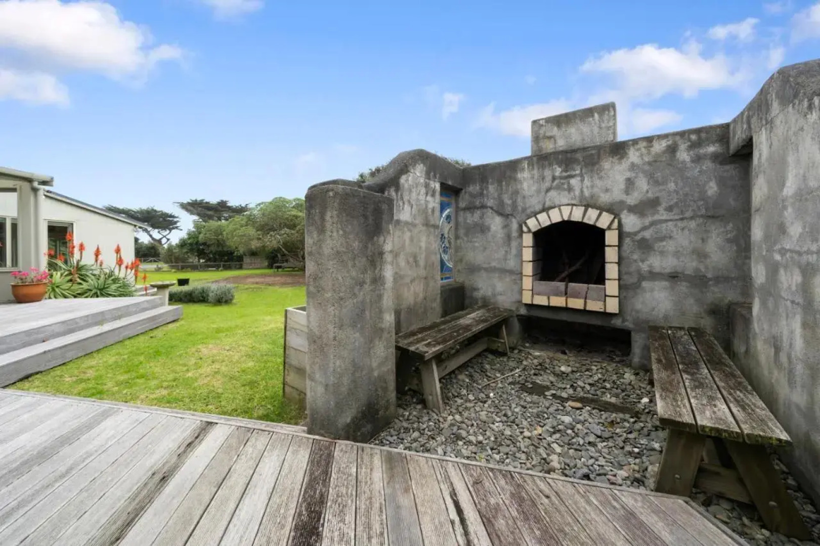 Stroll to the Sea - Te Horo Beach Holiday House