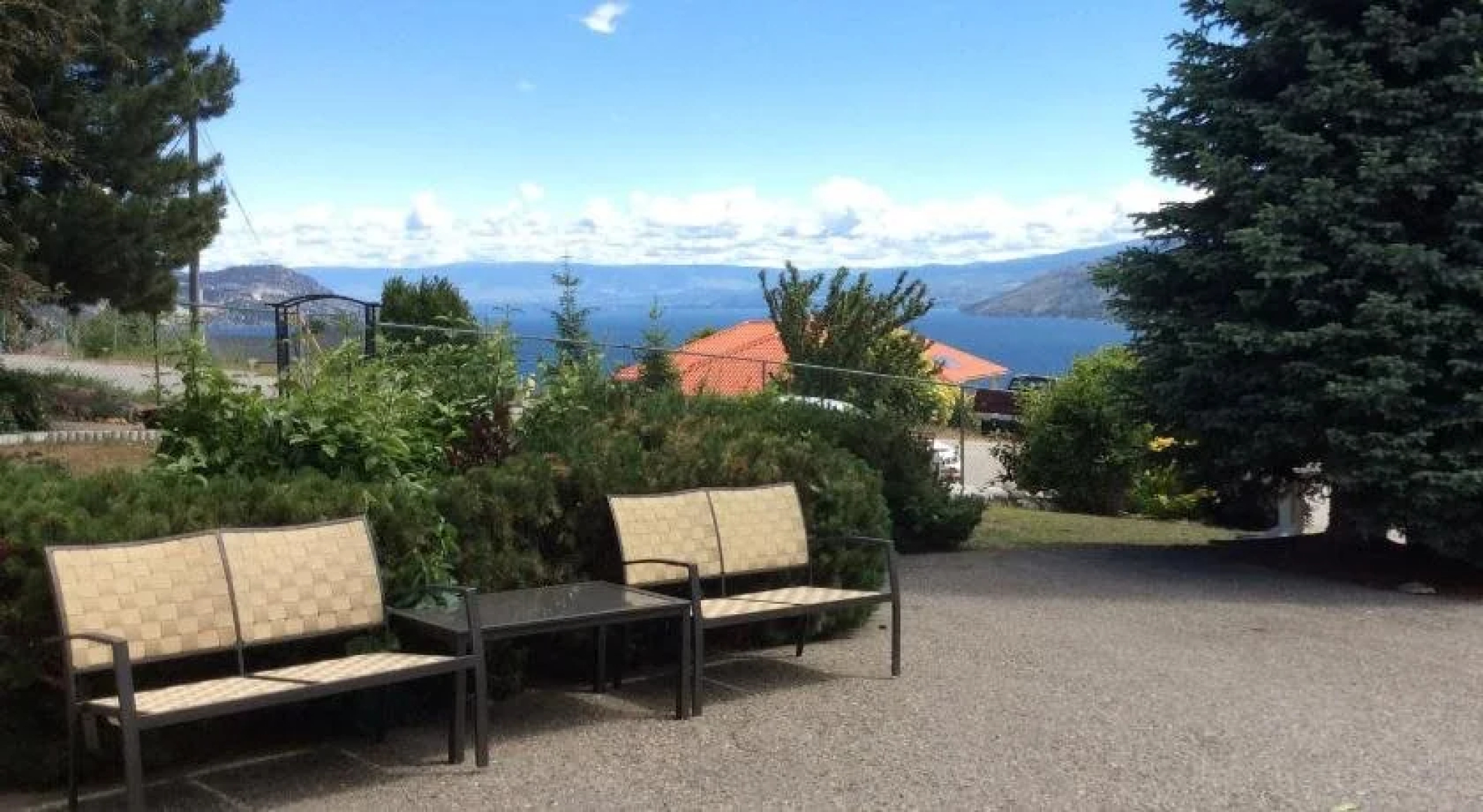 Peachland Lakeview Vacation Suite