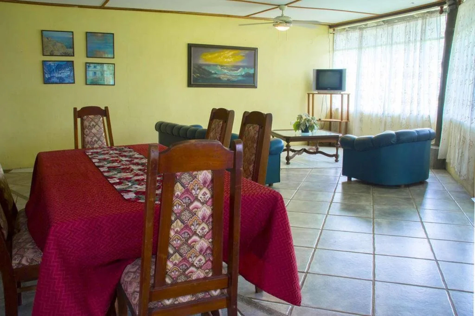 Valley View Lodge - Finca Huetares