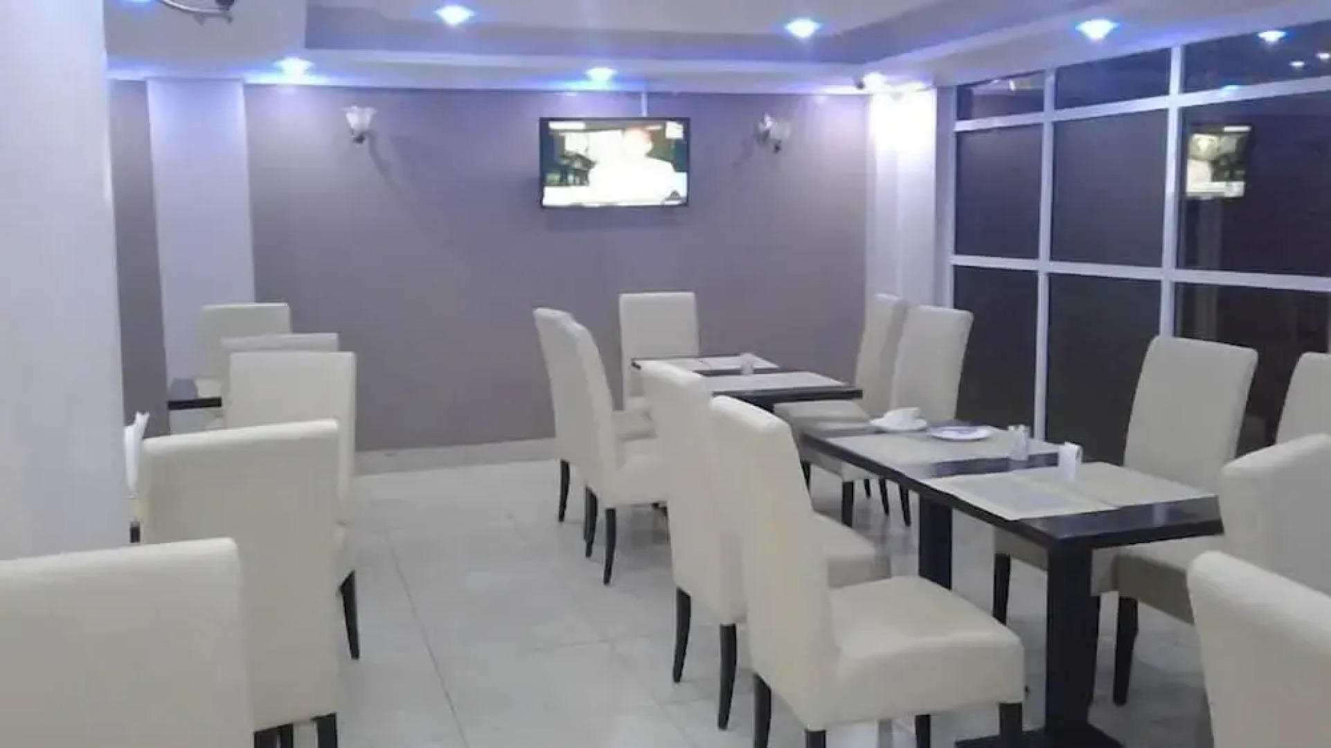 The Junction Hotel & Suites