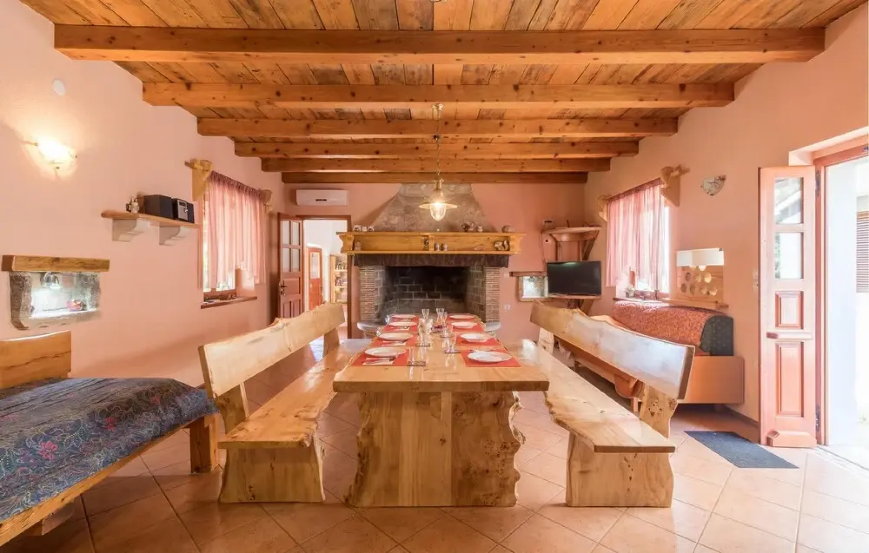 Amazing Home in Pula With Sauna, Wifi and 4 Bedrooms