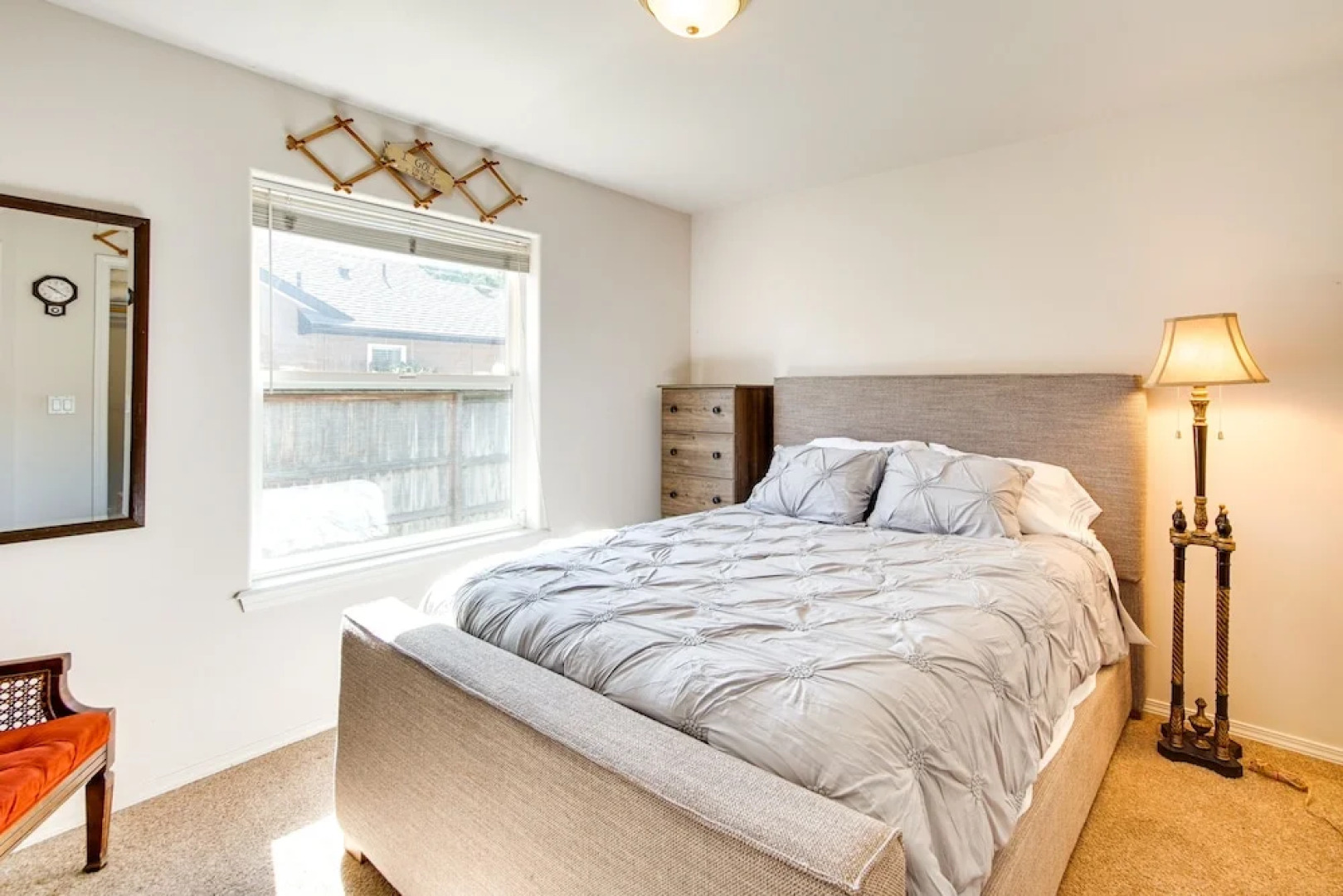 6 Mi to Dtwn Yakima: Central Washington Home