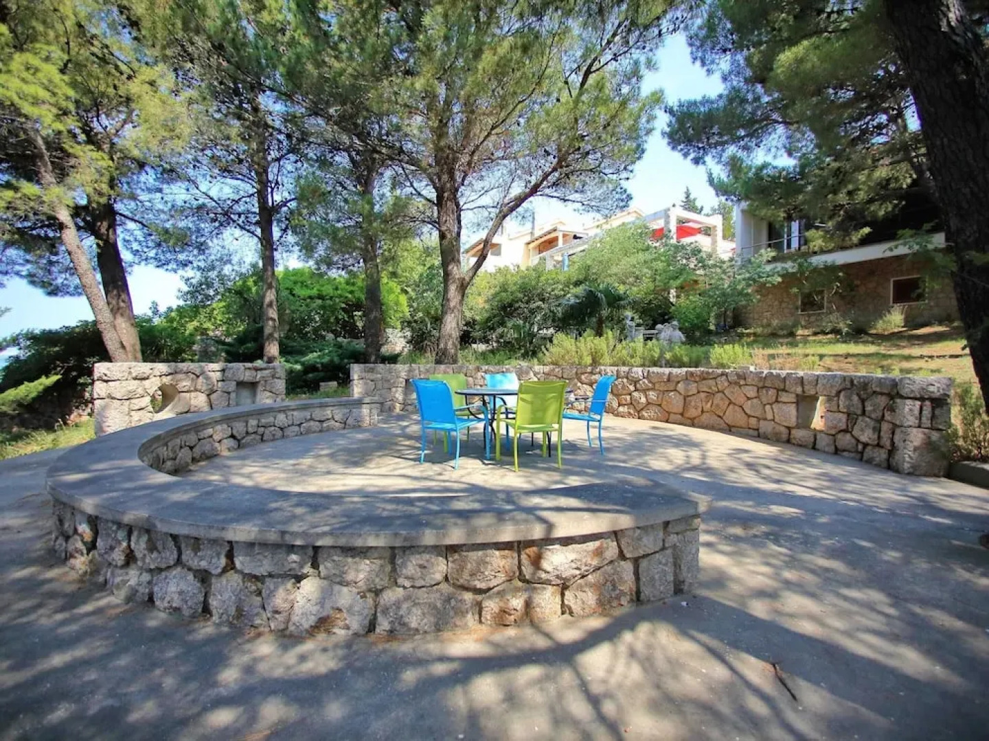 Fantastic Holiday Home With Amazing Garden, Private Pool, Directly on the Beach