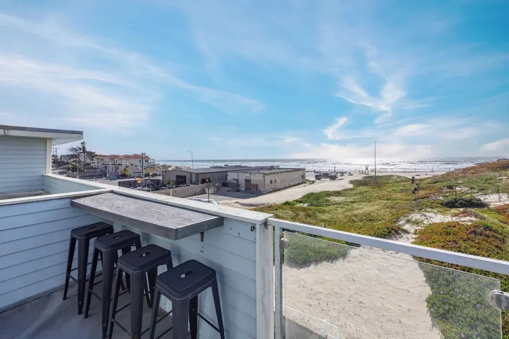 Beachfront 2BR w/ Deck, Views & Direct Sand Access Strand Way A