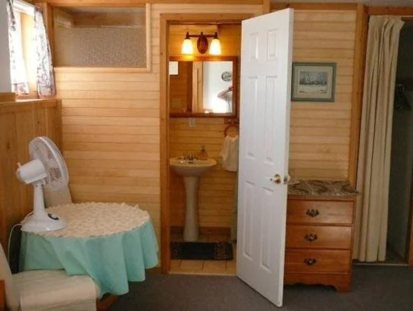 Gîte à l'Abri du Vent Bed and Breakfast