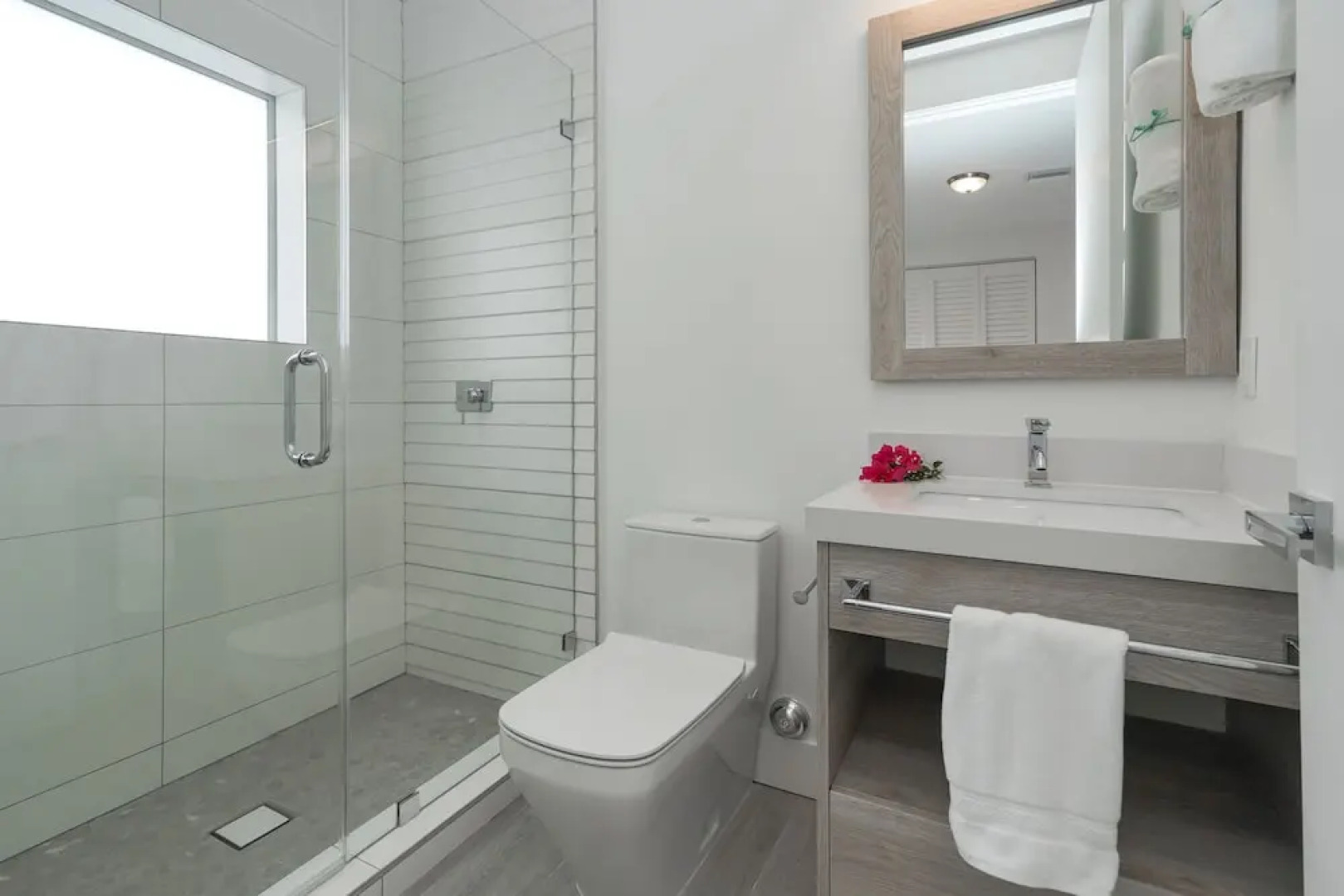 4BR Pool Townhome Duplex by Jos17