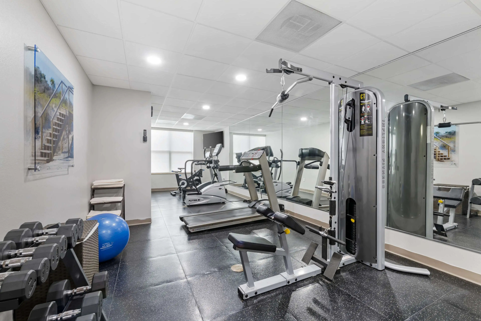 Best Western Plus First Coast Inn & Suites