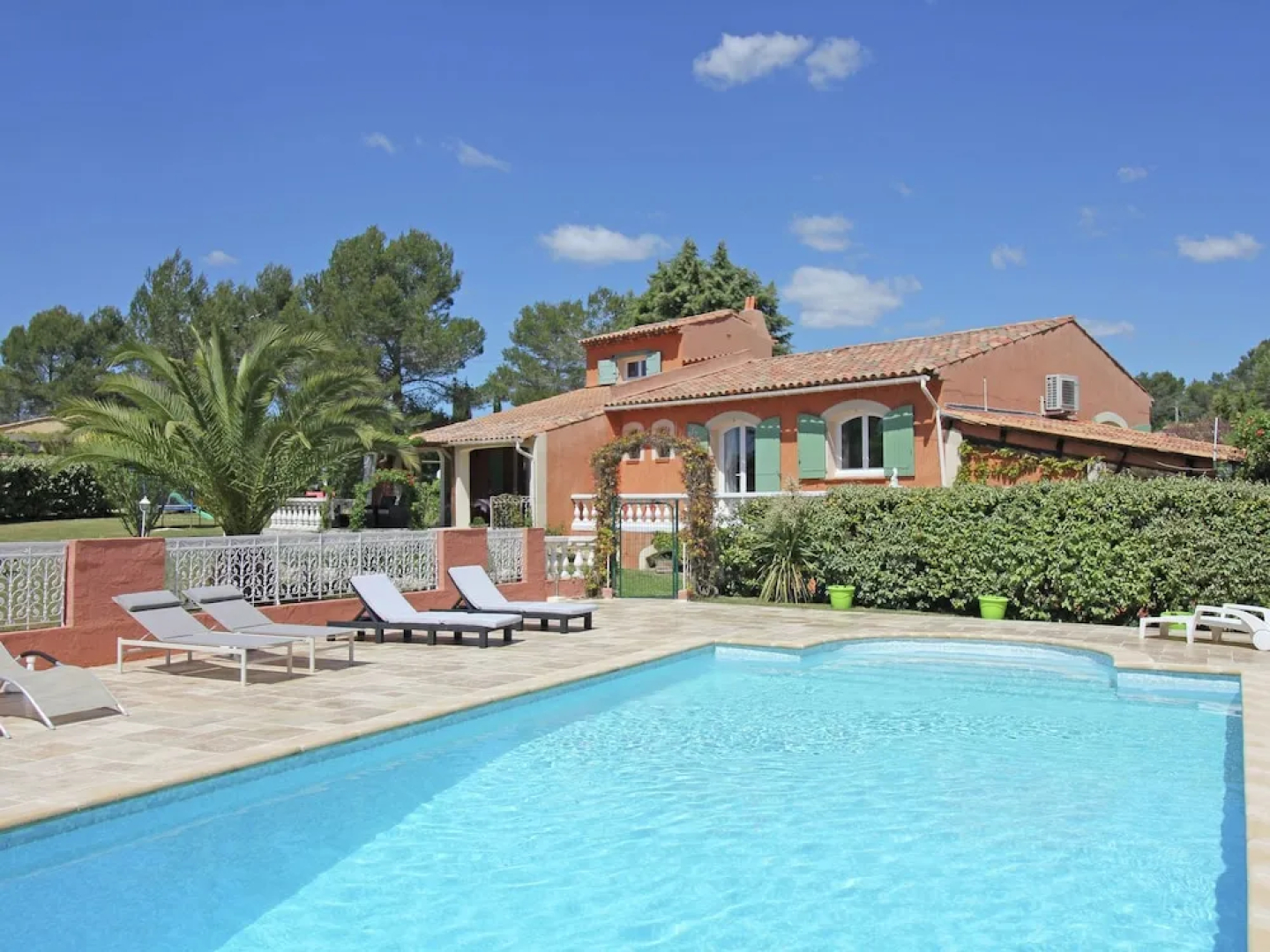 Large Villa With Private Swimming Pool and Beautiful Garden, Beaches at 15 km