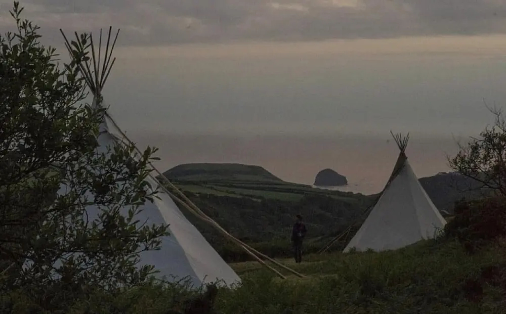 Ocean View Shanti Tipi 1