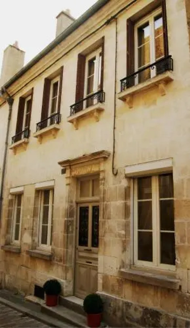 Au 9 rue de la Paix, Maison d Elisabeth