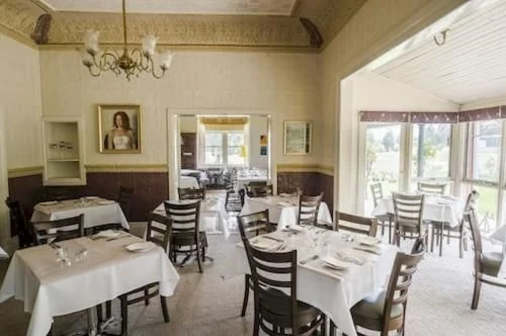 The Magnolia Mansfield