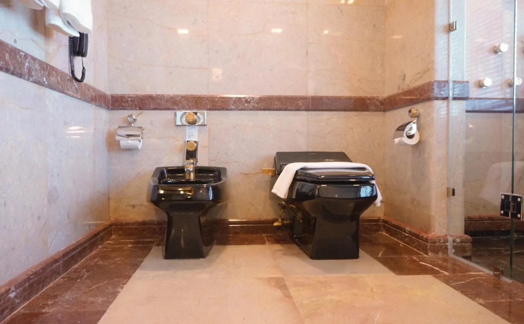 Topland Hotel & Convention Centre